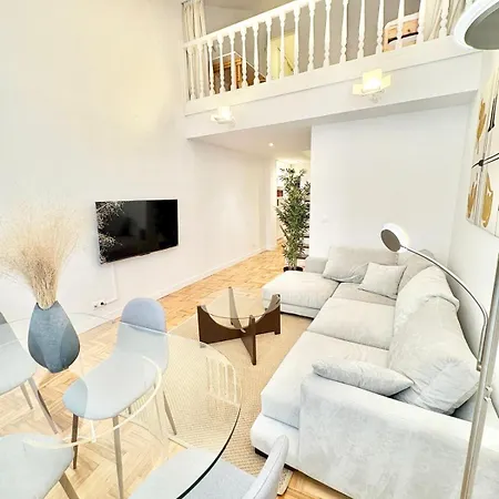 Διαμέρισμα Atico Duplex En El Corazon Del Casco Historico De Οβιέδο