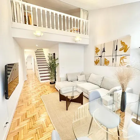 Atico Duplex En El Corazon Del Casco Historico De Οβιέδο