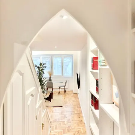 Atico Duplex En El Corazon Del Casco Historico De * اوفيدو