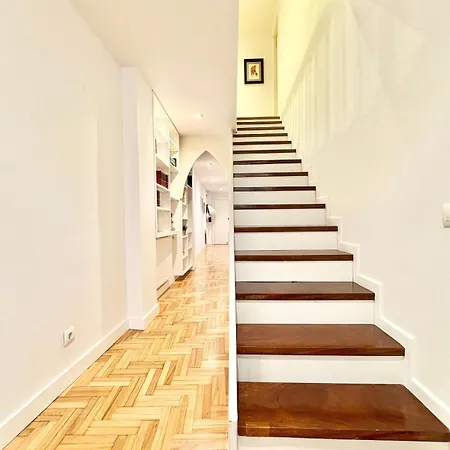 公寓 Atico Duplex En El Corazon Del Casco Historico De 奥维耶多