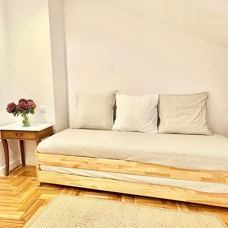 Atico Duplex En El Corazon Del Casco Historico De * Οβιέδο