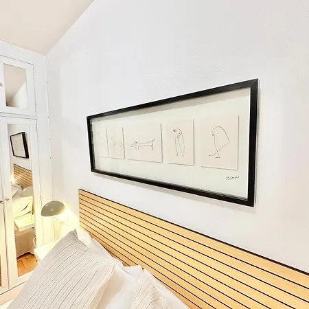 Atico Duplex En El Corazon Del Casco Historico De * オビエド