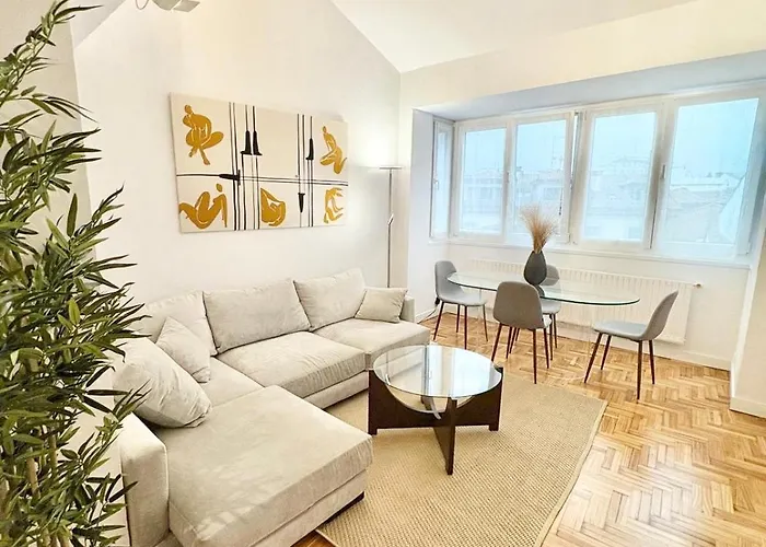 公寓 Atico Duplex En El Corazon Del Casco Historico De *